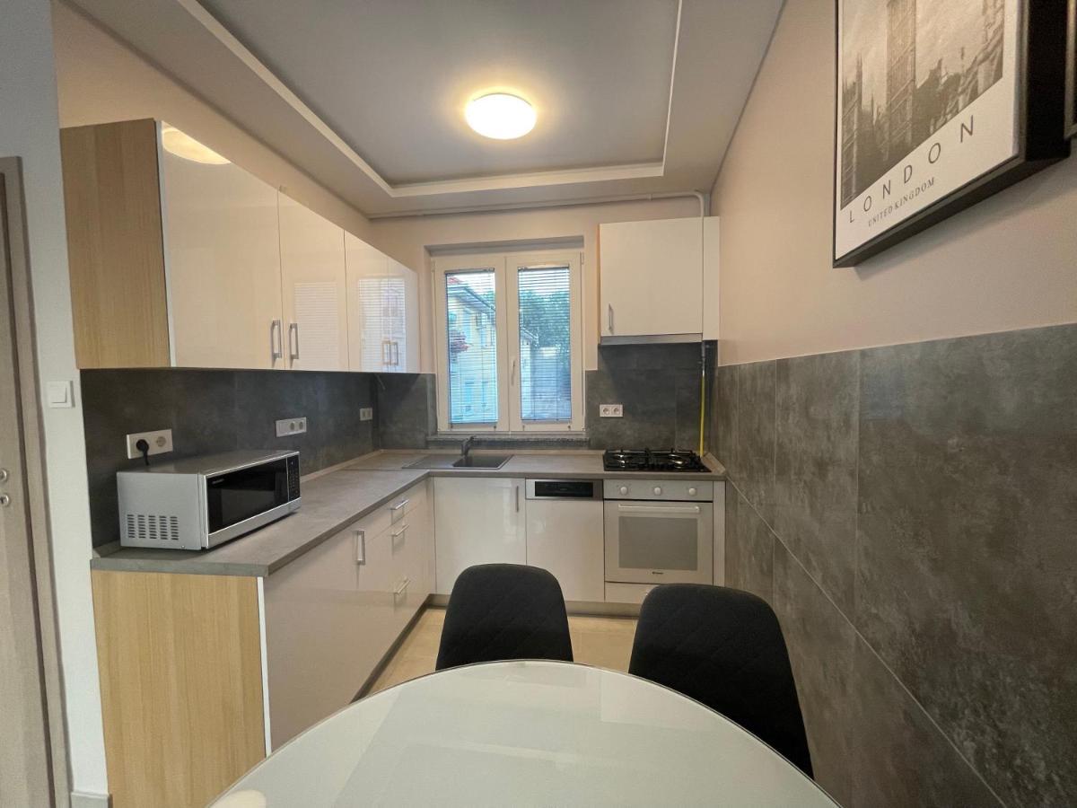 Lara Lux Apartment Хайдусобосло Экстерьер фото